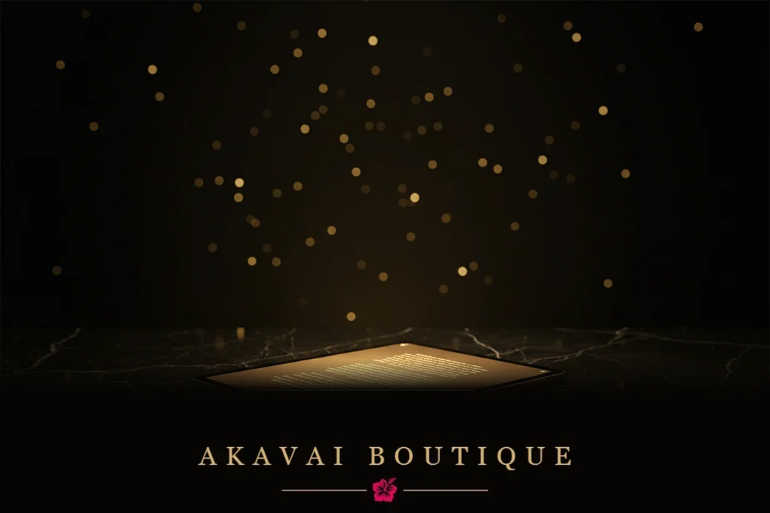 Tablette numérique posée sur marbre noir, lumière dorée, écriture quotidienne, Akavai Boutique
