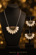 Parure TEMANA en nacre et coquillages – Akavai Boutique
