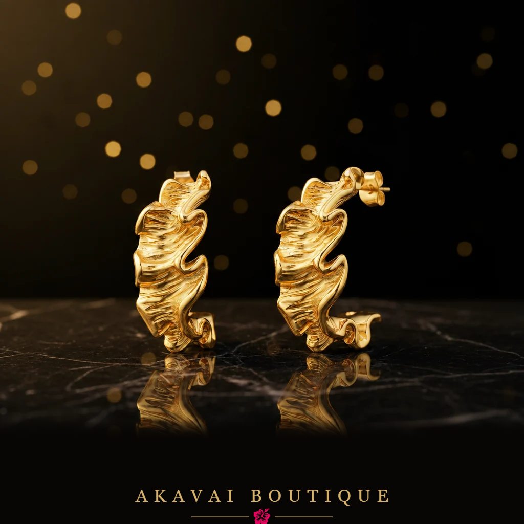 Créoles sculptées dorées seules – Akavai Boutique